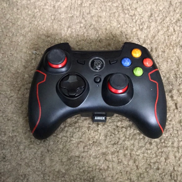 Gaming controller - Picture 4 of 5